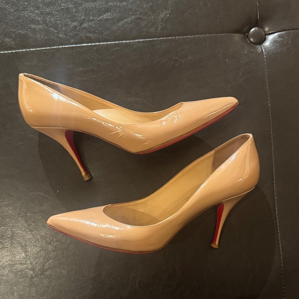Christian Louboutin Beige Patent Leather Heels